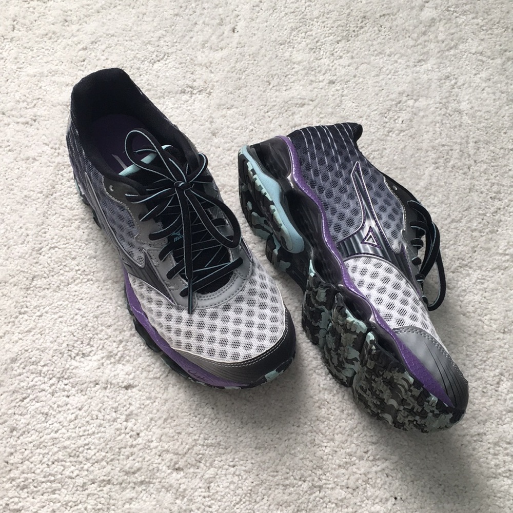 Mizuno Wave Prophecy